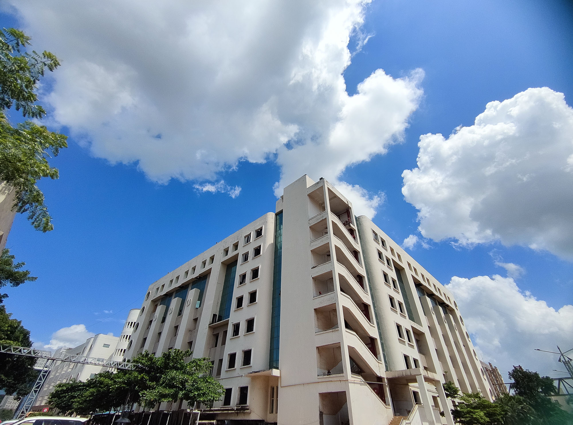 KIMS Hospital & College Bhubaneswar 1